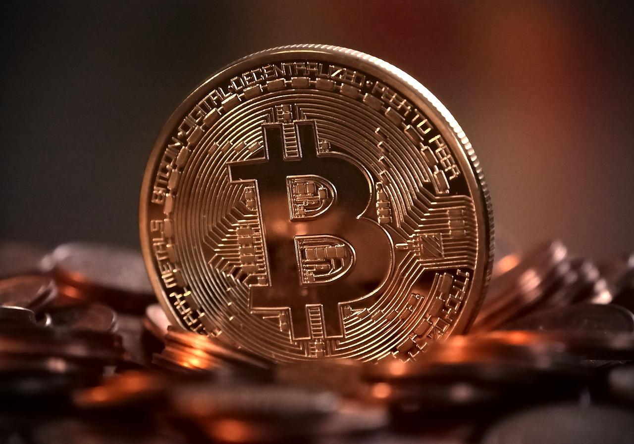 Risks and Rewards of Investing in Cryptocurrency