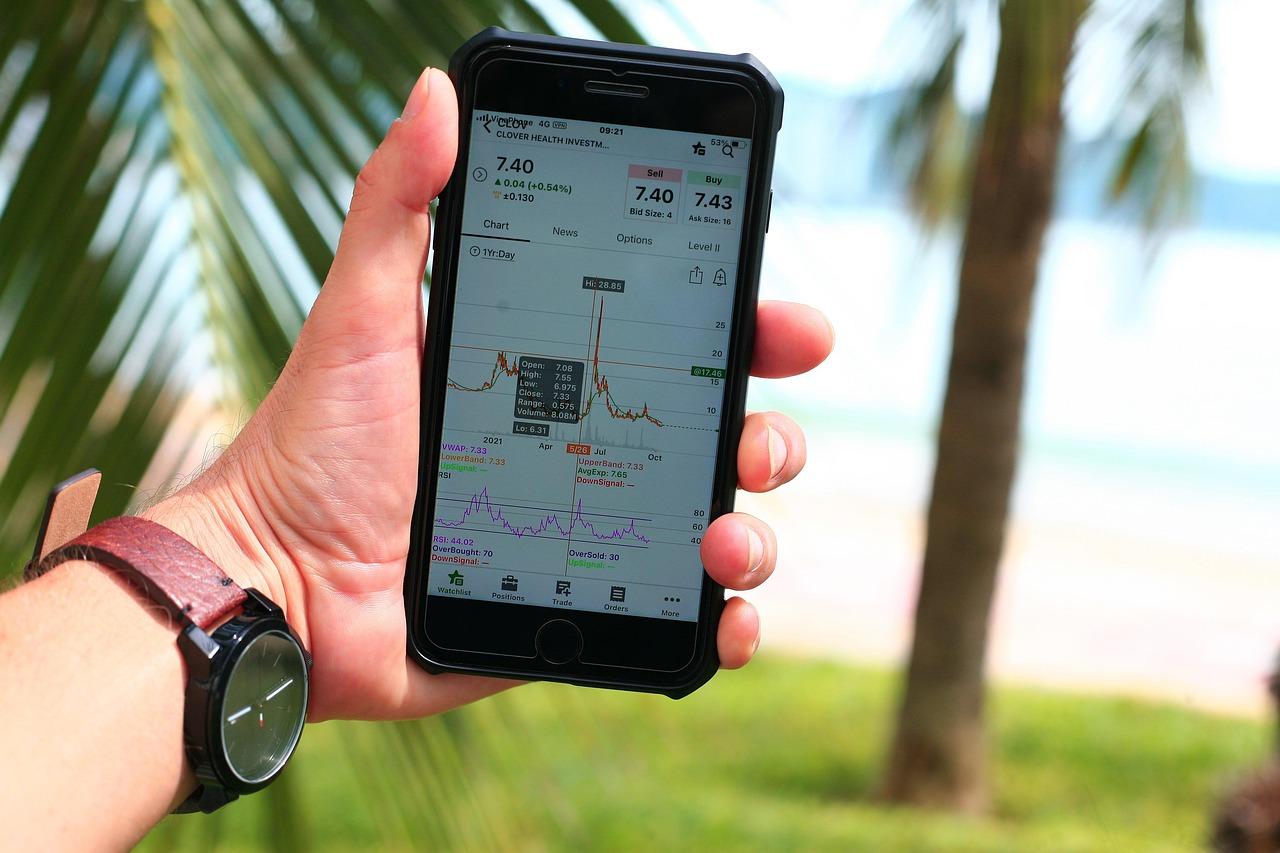 Understanding Market Volatility and Its Impact on Cryptocurrency Investments