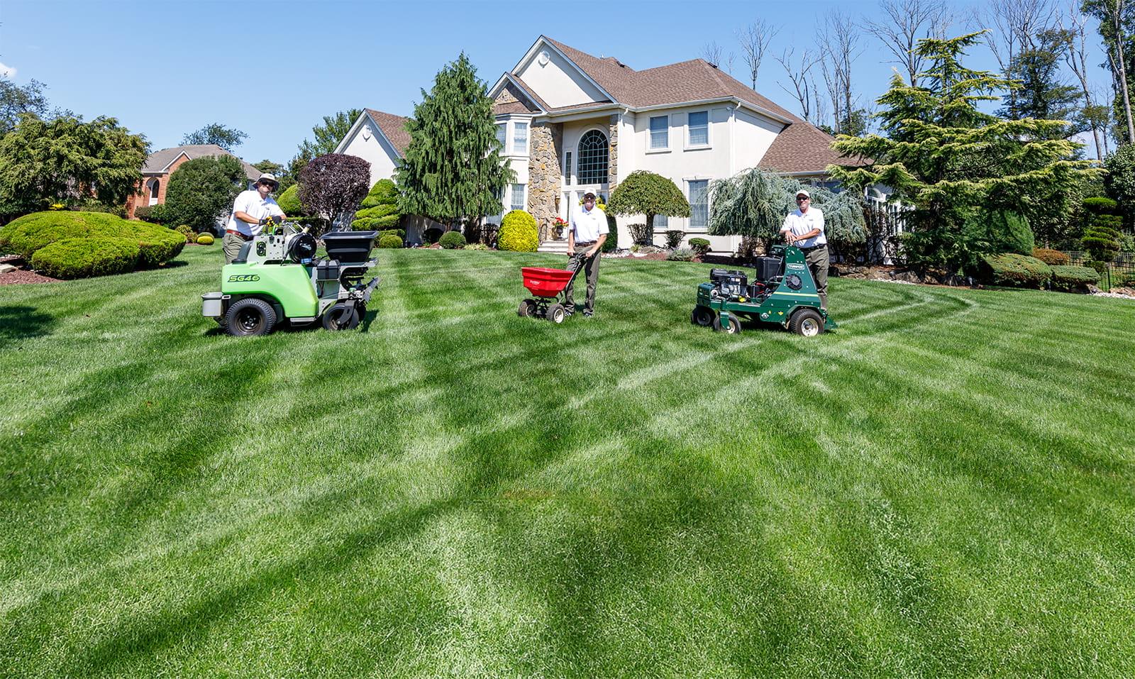 Customized Care: personalized Lawn Maintenance Plans for Every home