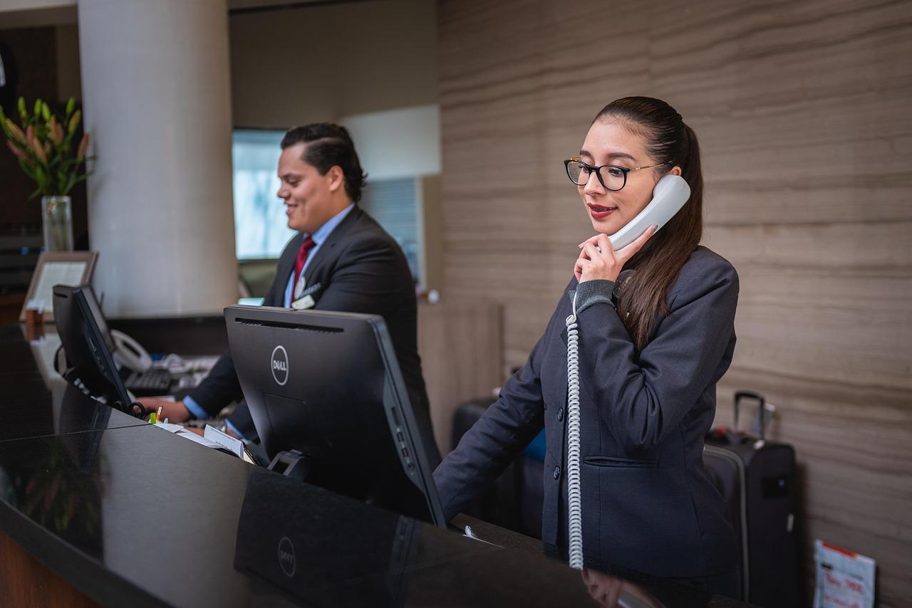 Evaluating⁢ Customer Service and Claims​ Handling⁣ Among Top Insurers