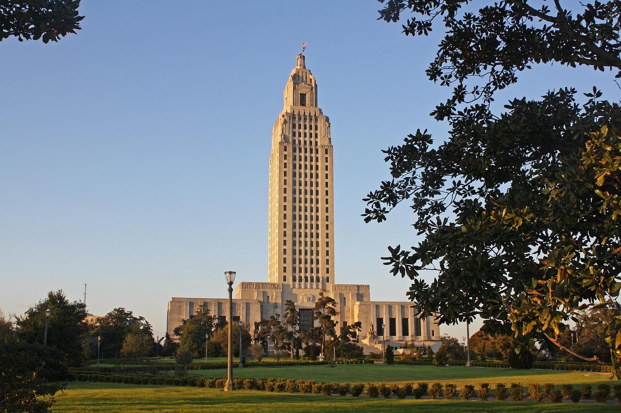 navigating Unique State Regulations and Compliance Challenges