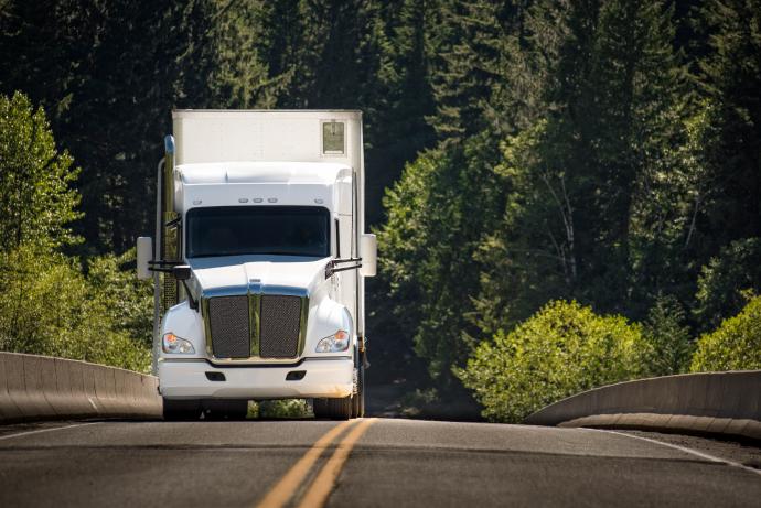 How to Lower Premiums with High-Risk Commercial Truck Insurance Companies