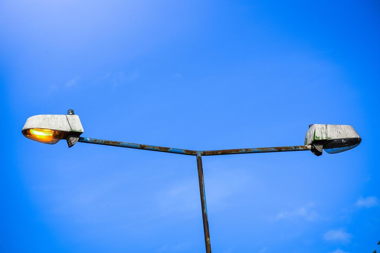 Tips for Choosing the Right High-Risk Commercial Truck Insurance Company